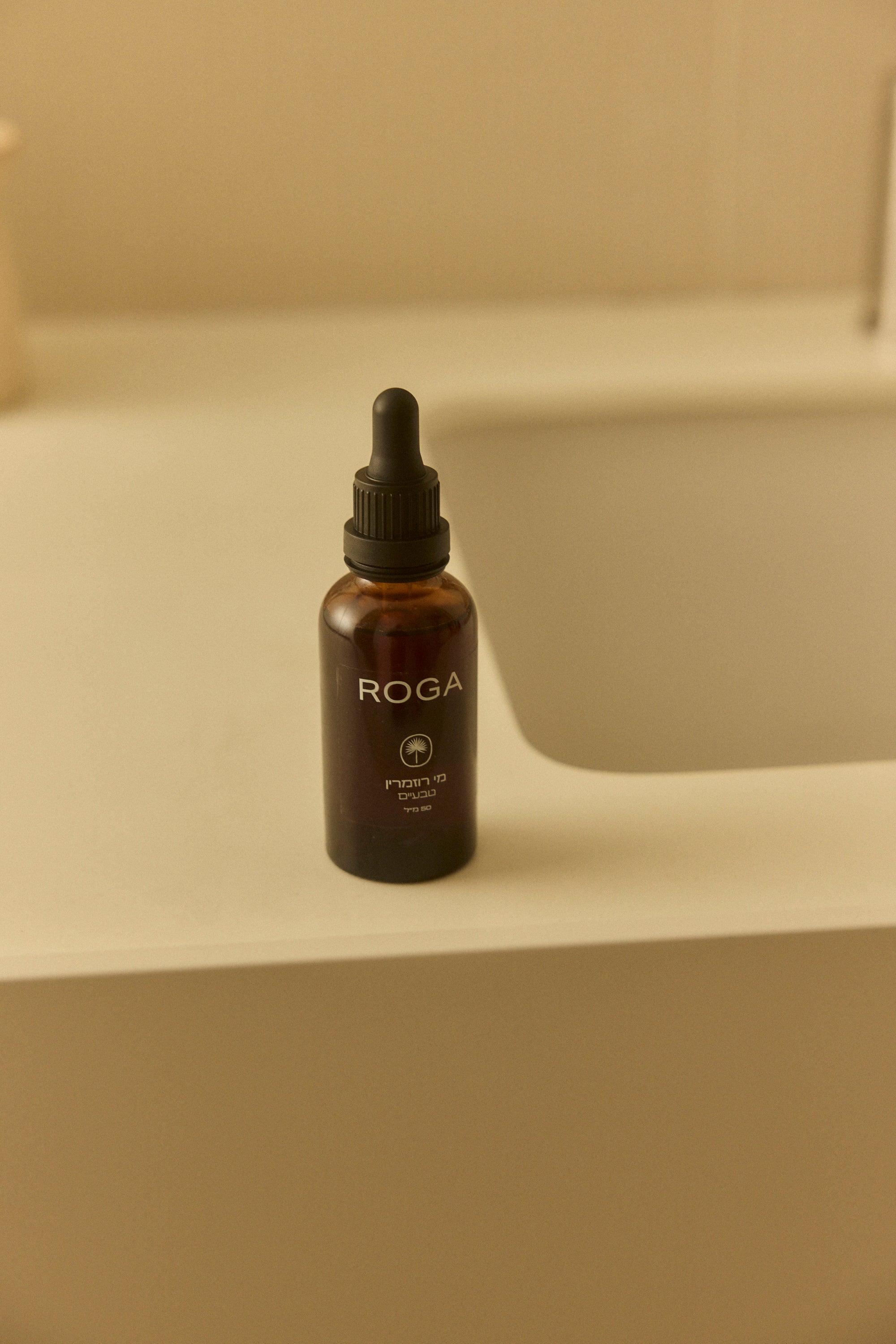 מי רוזמרין טבעיים